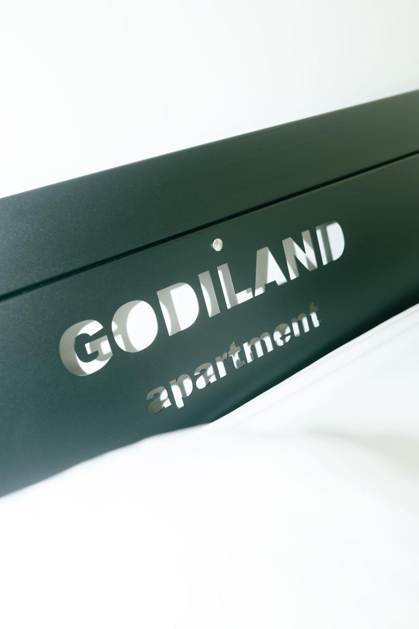 Апартаменти Godiland *